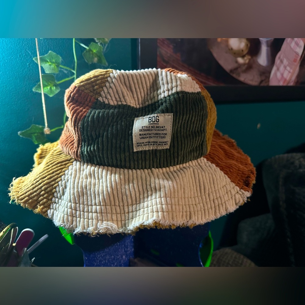BDG bucket hat